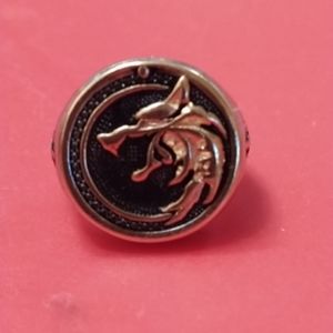 Wolf ring